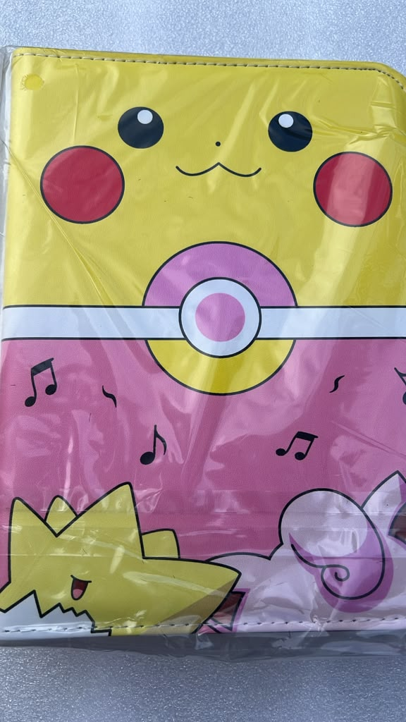 Poké Ball lightning bolt 4-ring binder red and white with yellow lightning